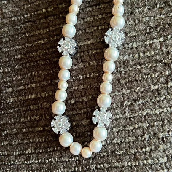 Christian Dior pearl necklace